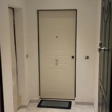 아파트 Monteggia 산레모